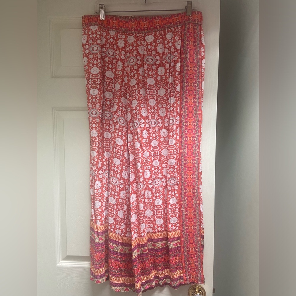 Size Large Petite Anthropologie elastic waist pants.